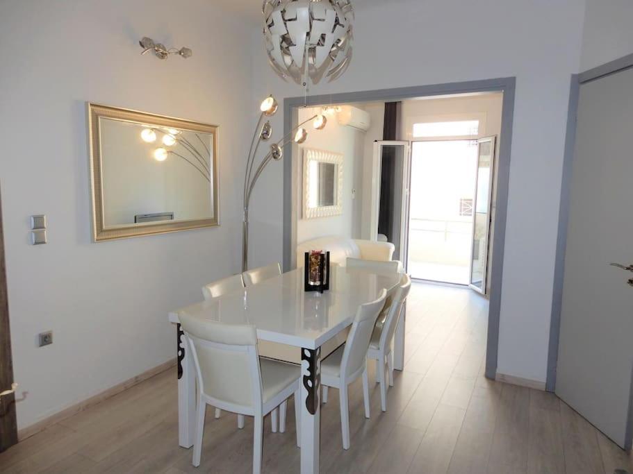 A-07! 2' Walk 2 Acropolis Museum! 2Br-Sunny Terrace! Extra Fees For 2Nd Room Atenas Exterior foto